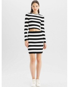 Resim Defacto Coool Slim Fit Dar Kesim Esnek Belli Çizgili Mini Triko Etek C7128AX24WNBK27 Siyah 