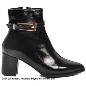 Resim Siyah Dar Kalıp İçi Polarlı Sivri Burun Topuklu Kadın Bot 262327 Z Siyah 