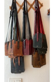 Resim Tuvita Collection Bodrum %100 Deri El Yapımı Kadın Erkek Unisex Siyah Taba Telefonluk Telefon Postacı Kol Çantası 