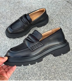 Resim ÇAĞLAR Ayakkabı İçi ve dışı %100 hakiki dana derisi, konfor ve şıklığı bir arada sunar. 