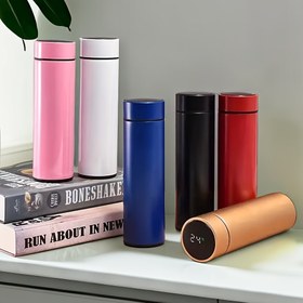 Resim 1 adet 304 paslanmaz çelik yalıtımlı su termosu sıcaklık gösterebilir. Ev için yalıtımlı bardak, araç içi yalıtımlı su şişesi, spor su bardağı, ofis ticari yalıtımlı bardak, 500 ml 
