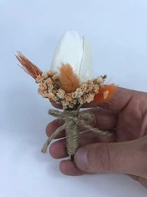 Resim Beyaz Laleli Turuncu Pamuk Otlu Damat Yaka Çiçeği 