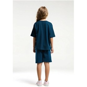 Resim Kız Garson Bermuda Takım - Uzay Uzay 