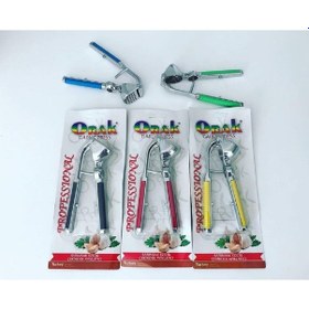 Resim Orak Metal Sarımsak Ezici Ve Çekirdek Çıkarıcı 1 Adet Çok Renkli 