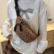 Resim Kadınlar için şık leopar desenli naylon göğüs çantası - büyük kapasiteli fermuarlı bel çantası, polyester astarlı, günlük ve çapraz vücut kullanımı için mükemmel, iş için bel çantası | Trendy göğüs çantası | Güvenli fermuar kapanışı 