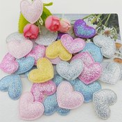 Resim 50 adet Parlak Glitter Kalp Yamaları, Çeşitli Renkler, DIY Saç Bantları, Saç Tokaları, Yay Kravatları, Şapka Dikiş Aksesuarları El Sanatları Dekorasyonu için 