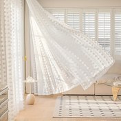 Resim Boho Şık Beyaz Kar Tanesi Çizgili Şeffaf Perde Pomponlarla - 259.08cm Uzunluğunda, Oturma Odası & Yatak Odası Dekoru için Çubuk Cebi Tasarımı 