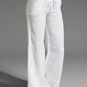 Resim Kadınlar İçin Düz Paça Pantolon - Yan Cepli, Makinede Yıkanabilir Günlük ve Resmi Kumaş Pantolon, İlkbahar/Sonbahar/Yazlık Kıyafetler (Günlük & Resmi Etkinlikler) - Minimalist Günlük Pantolon, Tatil Kıyafeti, Rahat Kesim, Konforlu Malzeme, Şık Alt Giyim, Ofis Kıyafeti 