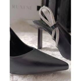Resim Ruxene Astra Taş Işleme Detaylı, Sivri Burun, Topuk Dekolteli Saten / Mat Cilt 9,5 cm Stiletto 