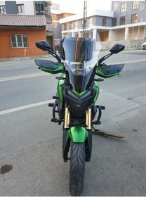 Resim Motocam Bajaj Dominar 250 Siperlik Ön Cam 2017 2024 Model 58cm Şeffaf Renkli 4mm Orta Boylu Cam 