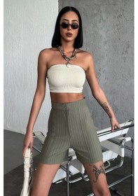 Resim Zarif Ve Şıklığı Bir Arada Sunan Yüksek Bel Krep Esnek Çimalı Çizgili Şort Haki 