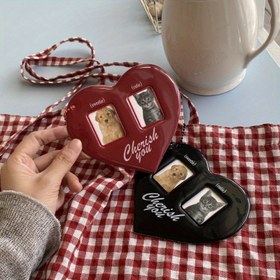 Resim Sevimli Köpek Anahtarlıkları ile Fotoğraflarınızı Seveceksiniz - Kırmızı ve Siyah Kalp Şekilli Fotoğraf Tutucuları, "Seveceksiniz" Tasarımı ile Mükemmel Ev Dekoru veya Hediyeler, Sevimli Anahtarlık Aksesuarları 
