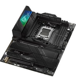 Resim Asus Rog Strix X670E-F Gaming Wi-Fi Amd Am5 Ddr5 Atx Anakart Teşhir 