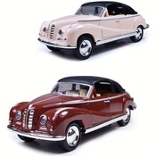 Resim Vintage 1:32 Ölçekli Döküm Klasik Araba Modeli - Krom Ayrıntılı Retro Oyuncak Araba, Pembe ve Bordo Renklerde Mevcut, Erkek Çocuklar İçin İdeal 