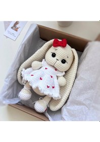 Resim Amigurumi Kalpli Elbiseli Tavşan 