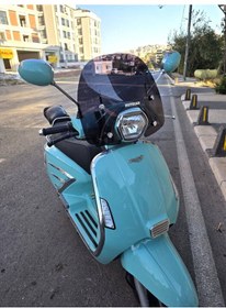 Resim Motocam Skyjet Bellina Ön Cam 2024-2026 Model 37cm Siyah Renkli 4mm Aparatsız 