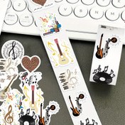 Resim 500 adet/rol Müzik Temelli Sticker Rulosu - Gitarlar, Vinil Plaklar ve Müzik Notları ile Su Geçirmez DIY Stickerlar - Dizüstü Bilgisayarlar, Kasklar, Su Bardakları, Zarf ve Daha Fazlası için İdeal - Müzik Sevgilileri, Müzik Odası Dekoru için İdeal | Canlı Sticker Tasarımı | Su Geçirmez Stickers, Müzik Dekoru 