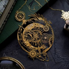 Resim Steampunk Kitap Ayracı - Altın Saat Yüzeyli Vintage Göksel Astronomi Tasarımı, Pusula Gülü - Dayanıklı Metal Görünümlü Kitap Ayracı, Bilim Severler ve Tarih Tutkunları İçin - Masa Dekoru - Model Z52, Okuma Arkadaşı, Detaylı İşçilik, Premium Kaplama, Benzersiz Aksesuar, Hediye Seçimi 