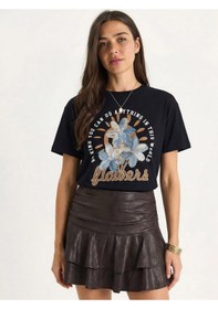 Resim Shade Kadın Kabartma Çiçek Aplikeli Yazı Baskılı Basic T-shirt 7524 60283951 - Siyah 