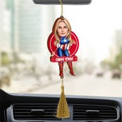 Resim Aksiyon Seven Kadın Araba Süsü 