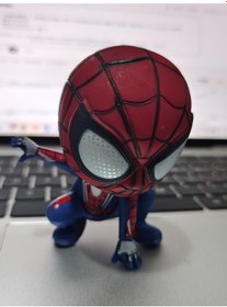 Resim Neevoyu Mavi Örümcek Figürü: Güneş Paneli Dekoratif Sallanan Spiderman Araba Vitrini Aksesuarı 