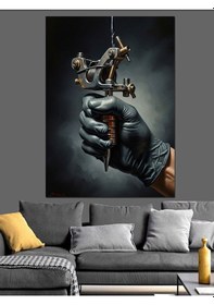 Resim Ahşap Tablo Dövme Yapan El Ve Makine 