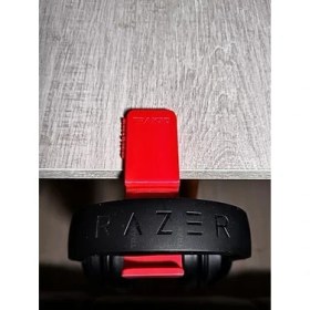 Resim Premium Kırmızı Asılabilir Masa Kenarı Kulaklık Standı - Blaze Edition V5 | Kaydırmaz Keçeli, Ergonomik ve Sağlam 