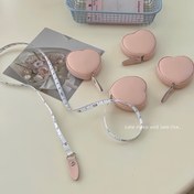 Resim 1 adet Kalp Şeklinde Suni Deri Ölçü Cımbarı - 59.06 İnç/150cm, Mini Bel ve Vücut Ölçü Cımbarı ile Döner Kapak, Kırmızı, PVC Malzeme, Dikiş ve El Sanatları için Mükemmel, Dikiş Malzemeleri Aksesuarları 