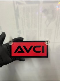 Resim Kırmızı Renk Üzeri Siyah Renk Avcı Yazılı Vantuzlu Cam Süsü 