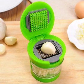 Resim Pileli Store 2 Farklı Bıçaklı Hazneli Kapaklı Pratik Sarımsak Soğan Rendesi 