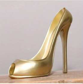 Resim Gateesat Şık Kırmızı Ve Altın Rengi Yüksek Topuklu Şarap Rafı Ev Dekorasyonu İçin Zarif Hediye 