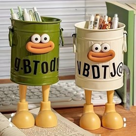 Resim Masaya uygun sevimli çizgi film karakteri kalem tutucu - Duran PP plastik kalem kutusu, harf etiketleri, kadınların eğlenceli ofis gereçleri, yeşil karakterin ağız ve ayakları ile tasarımı, sevimli kalemler içerir. 