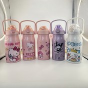 Resim 1 adet Sanrio Kitty Kuromi Cinnamoroll Melody çizgi film sevimli iç paslanmaz çelik malzeme taşıması kolay 1000ml/33.81oz termos bardak kahve fincanı çay fincanı araç için uygun günlük yolculuk ve işe gidip gelme için mükemmel tatil hediyesi 