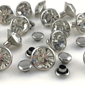 Resim 100 Adet Taşlı Rivet Kiti, Beyaz Şeffaf İmitasyon Kristal Rivetler, 0.6/0.8/1cm Üç Boyut, DIY Deri Giyim Aksesuarları, Ayakkabılar, Saç Süsleri, Çantalar, Şapkalar vb. için Uygun 
