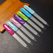Resim Paslanmaz Çelik Tırnak Dosyası, Çift Taraflı Kum Patlatma, Çoklu Renk Seçenekleri, Değiştirilmeyen Yüzey, 1mm-5mm Kalınlık, Manikür ve Pedikür için Parlatma Aracı ile 