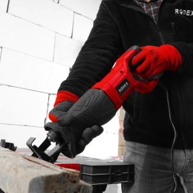 Resim Redox Tilki Kuyruğu Testere 710 Watt 