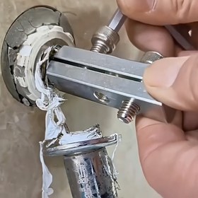 Resim Yeni Model Musluk Açısı Vanası Kırık Vida Çıkarıcı Geliştirilmiş Araç, Özel Olarak Tesisatçılar İçin Tasarlanmış, Kırık Su Boruları için Taşınabilir Musluk, PPR ve PPE Borulara Uygun, Matkap ve Kılavuz Seti, Pratik Ev İyileştirme Aracı 