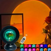 Resim LED Güneş Batışı Proje Lambası, 16 Ayarlanabilir Işık Etkileri ile USB Aydınlatma Aracı, Beyaz Uzaktan Kumanda ile, Yatak Odası Partisi ve Oturma Odası Atmosfer Aydınlatması için Mükemmel, Rahat Gece Lambası, İdeal Doğum Günü Hediyesi, Noel Hediyesi, Paskalya Hediyesi vb., Tatil Hediyeleri için Harika Değere Sahiptir 