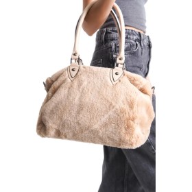 Resim Kadın Peluş Model Orta Boy Kulplu ve Askılı Salaş El ve Omuz Çantası 