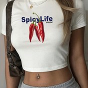 Resim Baharatlı Hayat Her Gün "Biber Grafik Crop Üst" Kadınlar İçin Tişört - Gündelik, Moda, Beyaz Mürettebat Boyun Kısa Kollu Tişört Kırmızı Biber Tasarımı ile, Gündelik Giyim | Moda Gündelik Giyim | Şık Gündelik Giyim 