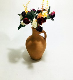 Resim Beyaz Kırmızı Arajman Dolgun Çiçekli Kulplu Testi Vazo 