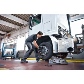 Resim Bosch GDS 18V-1050 H Akülü Darbeli Somun Sıkma Makinesi (SOLO) 18V Güç Kaynağı Yüksek Tork 1050 Nm 