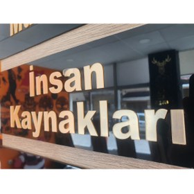 Resim Numa Concept 25x10 cm Siyah Gold Pleksi Yönlendirme Tabelası (1 adet) 