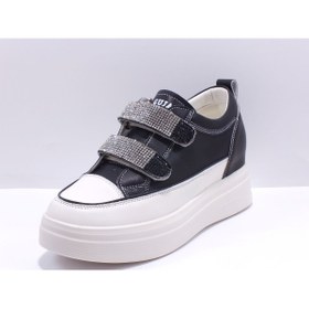 Resim Guja 24K313-1 Dolgu topuk cırtlı taşlı sneaker ( kalıbı 1 numara küçüktür ) 
