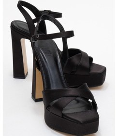 Resim Luvishoes Yulia Siyah Saten Çapraz Bantlı Kadın Platform Topuklu Ayakkabı Siyah 