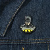 Resim 1 adet WB Batman Emaye Pin - Siyah ve Sarı Tasarımıyla Çinko Alaşım Metal Yaka, Ceketler, Sırt Çantaları ve Giyim Aksesuarları için Mükemmel, Hayranlar için İdeal Hediye, Ceket Süslemesi | Karikatür Karakter Pin | Dayanıklı Pin Tasarımı 