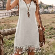 Resim Elegant White Bohemian Kolsuz Midi Elbise V-Boyun ve Fringe Detayları ile - Plaj Tatilleri, Bahar/Yaz ve Sevgililer Günü için Mükemmel 