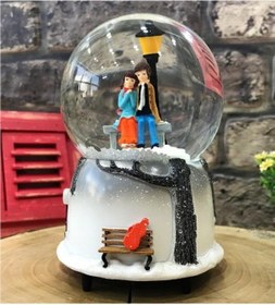 Resim Romantik Aşıklar Müzikli Kar Küresi Beyaz Büyük -Püskürtmeli 