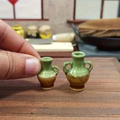 Resim 2 Adet Bebek Evi Minyatür Retro Çift Kulaklı Seramik Vazo Seti, Renkli Model Ev Yeşil Sır Masaüstü Başparmak Vazosu Koleksiyonu 