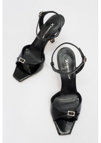 Resim Dericlub Kadın Stiletto Tokalı Bilek Bağlamalı Rugan Topuklu Ayak Pudra 